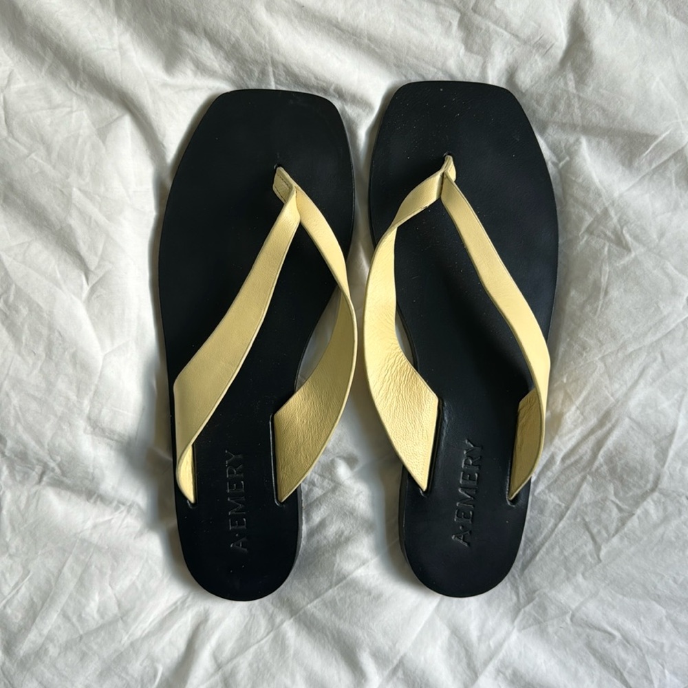 A. Emery Kinto Sandal- Buttermilk - size 37